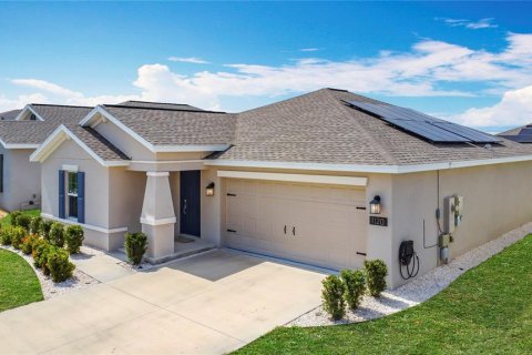 House in Haines City, Florida 3 bedrooms, 144.93 sq.m. № 1750751 - photo 2