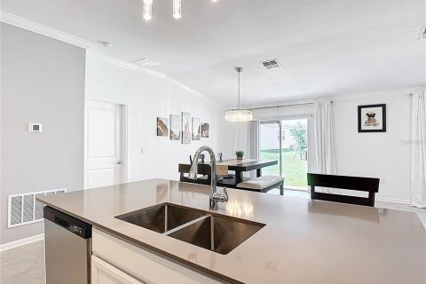 House in Haines City, Florida 3 bedrooms, 144.93 sq.m. № 1750751 - photo 8