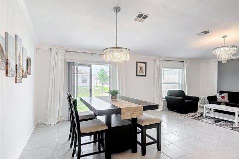 House in Haines City, Florida 3 bedrooms, 144.93 sq.m. № 1750751 - photo 12
