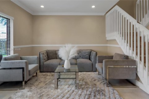 Купить виллу или дом в Пемброк-Пайнс, Флорида 4 спальни, 195.65м2, № 2066794 - фото 10