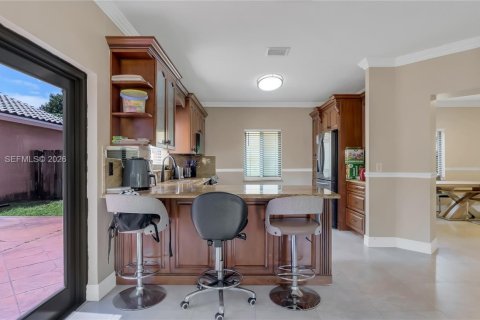 Купить виллу или дом в Пемброк-Пайнс, Флорида 4 спальни, 195.65м2, № 2066794 - фото 16