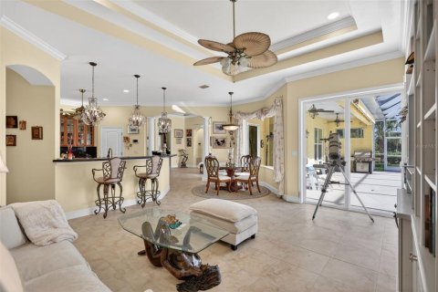 Casa en venta en Myakka City, Florida, 4 dormitorios, 285.67 m2 № 2093047 - foto 14