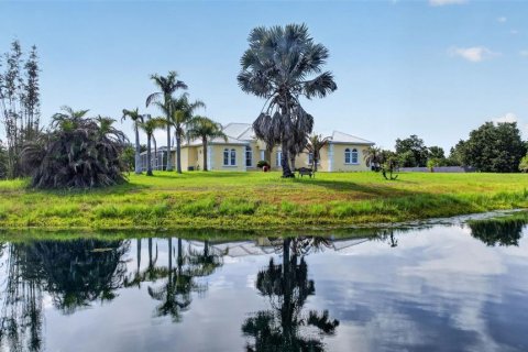 Casa en venta en Myakka City, Florida, 4 dormitorios, 285.67 m2 № 2093047 - foto 4