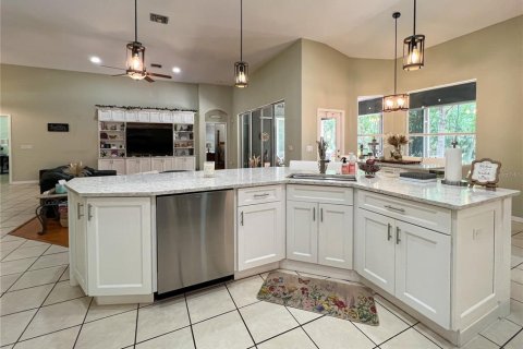 Villa ou maison à vendre à Wesley Chapel, Floride: 5 chambres, 293.57 m2 № 2235435 - photo 17