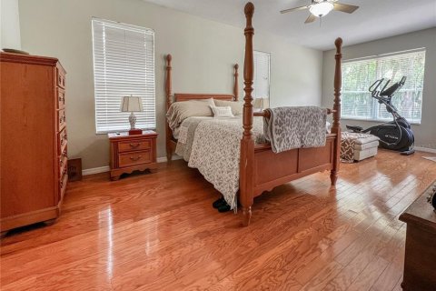 Villa ou maison à vendre à Wesley Chapel, Floride: 5 chambres, 293.57 m2 № 2235435 - photo 20