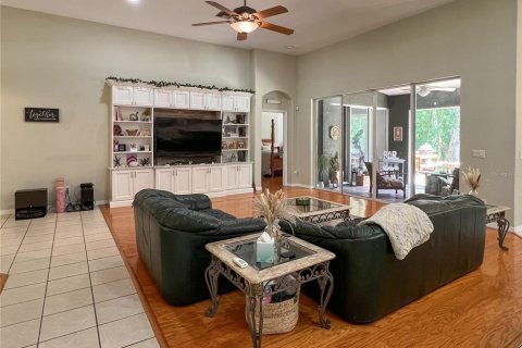 Villa ou maison à vendre à Wesley Chapel, Floride: 5 chambres, 293.57 m2 № 2235435 - photo 8