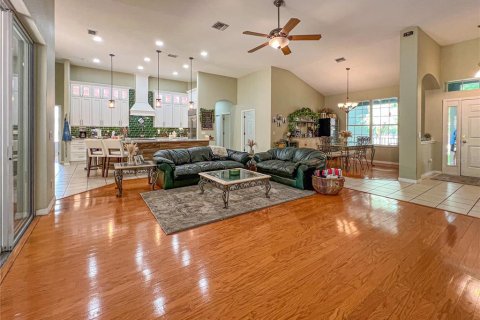 Villa ou maison à vendre à Wesley Chapel, Floride: 5 chambres, 293.57 m2 № 2235435 - photo 4