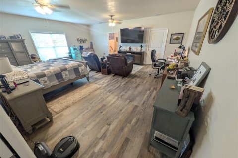 House in Palm Bay, Florida 4 bedrooms, 260.13 sq.m. № 1945137 - photo 4