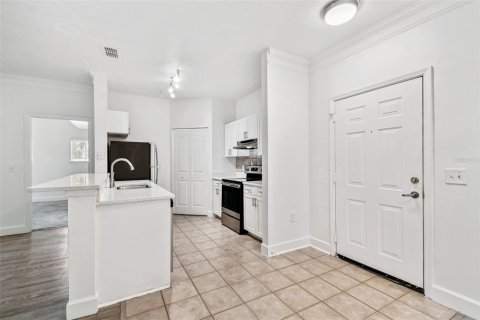 Condo in Tampa, Florida, 2 bedrooms  № 1916541 - photo 7