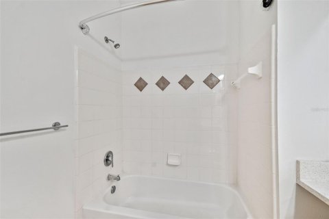 Condominio en alquiler en Tampa, Florida, 2 dormitorios, 107.58 m2 № 1916541 - foto 25