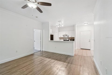 Condominio en alquiler en Tampa, Florida, 2 dormitorios, 107.58 m2 № 1916541 - foto 6