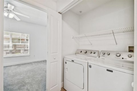 Condo in Tampa, Florida, 2 bedrooms  № 1916541 - photo 18