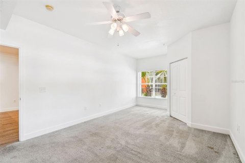 Condominio en alquiler en Tampa, Florida, 2 dormitorios, 107.58 m2 № 1916541 - foto 28