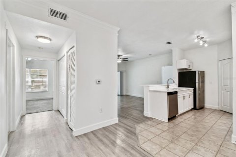 Condominio en alquiler en Tampa, Florida, 2 dormitorios, 107.58 m2 № 1916541 - foto 17