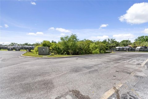 Propiedad comercial en venta en Tampa, Florida, 130.06 m2 № 1190401 - foto 26
