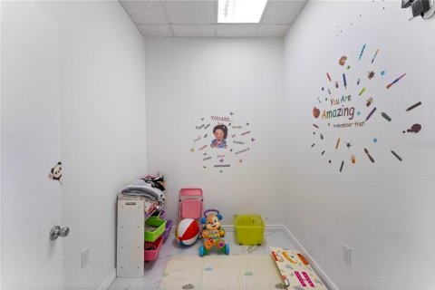 Propiedad comercial en venta en Tampa, Florida, 130.06 m2 № 1190401 - foto 18