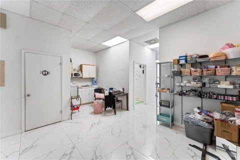 Propiedad comercial en venta en Tampa, Florida, 130.06 m2 № 1190401 - foto 21