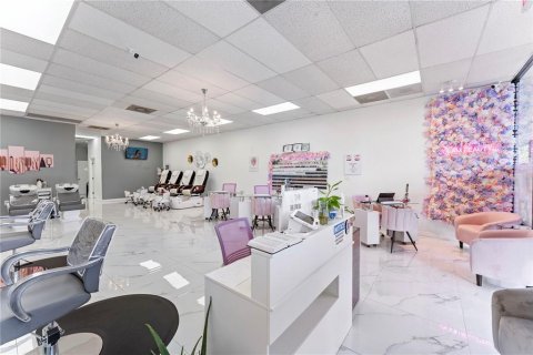 Propiedad comercial en venta en Tampa, Florida, 130.06 m2 № 1190401 - foto 11
