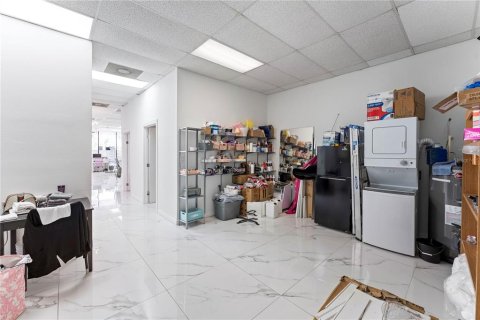 Propiedad comercial en venta en Tampa, Florida, 130.06 m2 № 1190401 - foto 20