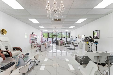 Propiedad comercial en venta en Tampa, Florida, 130.06 m2 № 1190401 - foto 4
