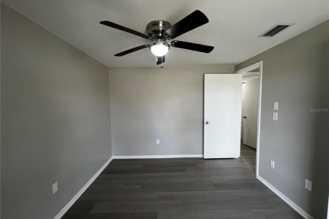 House in Port Charlotte, Florida 2 bedrooms, 84.91 sq.m. № 1539266 - photo 25