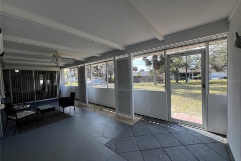 House in Port Charlotte, Florida 2 bedrooms, 84.91 sq.m. № 1539266 - photo 30