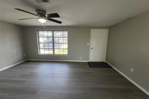 House in Port Charlotte, Florida 2 bedrooms, 84.91 sq.m. № 1539266 - photo 5