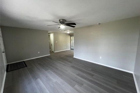 House in Port Charlotte, Florida 2 bedrooms, 84.91 sq.m. № 1539266 - photo 4