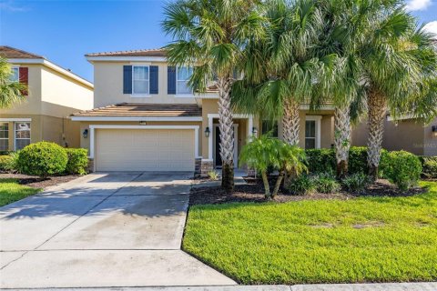 House in Davenport, Florida 5 bedrooms, 252.97 sq.m. № 1908403 - photo 1