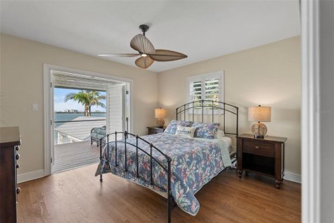 Villa ou maison à vendre à Tierra Verde, Floride: 4 chambres, 308.71 m2 № 1679821 - photo 18
