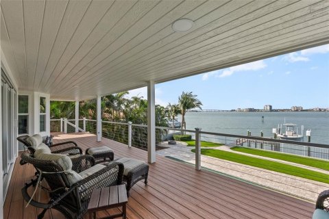 Villa ou maison à vendre à Tierra Verde, Floride: 4 chambres, 308.71 m2 № 1679821 - photo 12