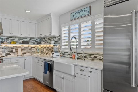 Villa ou maison à vendre à Tierra Verde, Floride: 4 chambres, 308.71 m2 № 1679821 - photo 10
