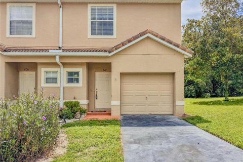 Townhouse in Apopka, Florida 3 bedrooms, 140.93 sq.m. № 1845203 - photo 1