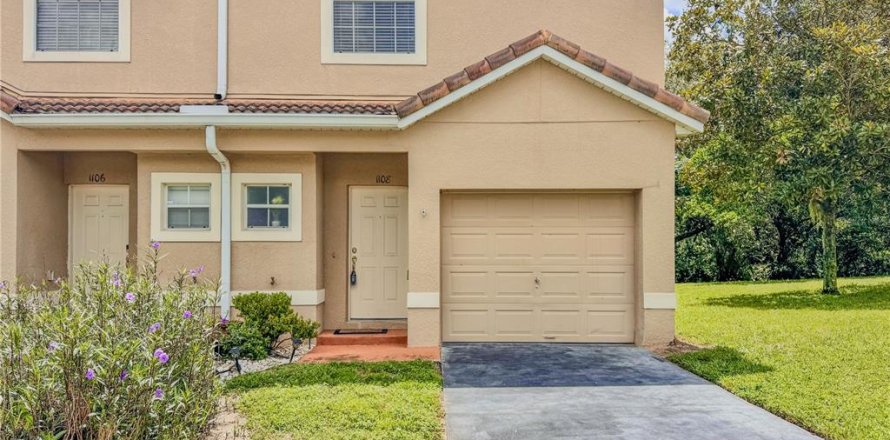 Townhouse in Apopka, Florida 3 bedrooms, 140.93 sq.m. № 1845203