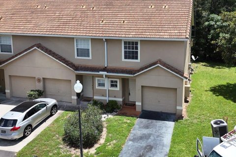 Townhouse in Apopka, Florida 3 bedrooms, 140.93 sq.m. № 1845203 - photo 30