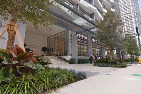 Condo in Miami, Florida, 1 bedroom  № 2050988 - photo 14
