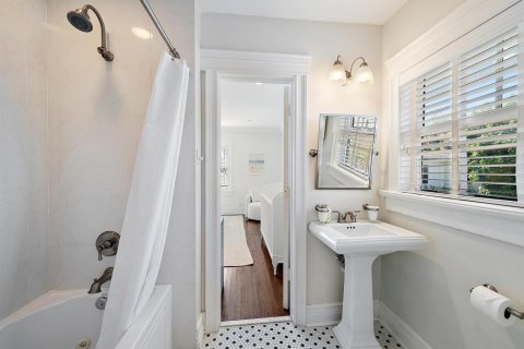 Villa ou maison à louer à West Palm Beach, Floride: 5 chambres, 299.61 m2 № 2087713 - photo 19