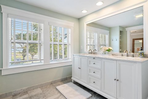 Villa ou maison à louer à West Palm Beach, Floride: 5 chambres, 299.61 m2 № 2087713 - photo 15