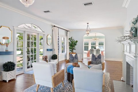 Villa ou maison à louer à West Palm Beach, Floride: 5 chambres, 299.61 m2 № 2087713 - photo 11
