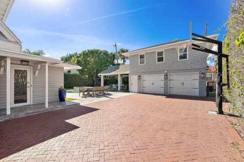 Villa ou maison à louer à West Palm Beach, Floride: 5 chambres, 299.61 m2 № 2087713 - photo 27