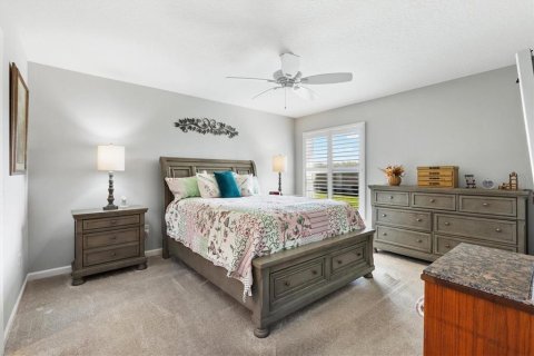 House in The Villages, Florida 3 bedrooms, 142.98 sq.m. № 1578510 - photo 17