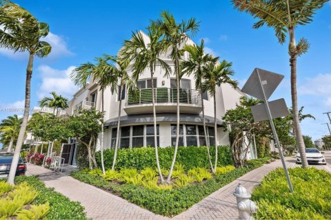 Condo à Delray Beach, Floride, 2 chambres  № 2190558