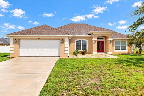 Villa ou maison à Ocala, Floride 4 chambres, 213.95 m2 № 2411489