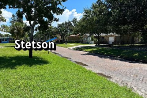 House in Gulfport, Florida 2 bedrooms, 98.66 sq.m. № 1899347 - photo 3