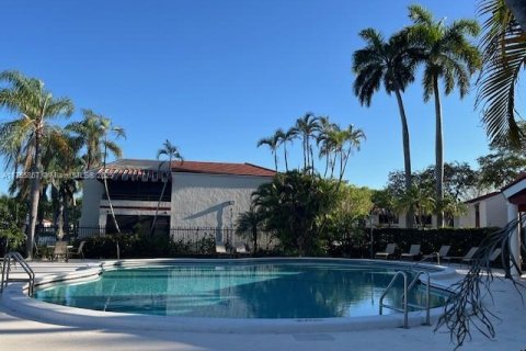 Condo in Miami, Florida, 2 bedrooms  № 1830860 - photo 19