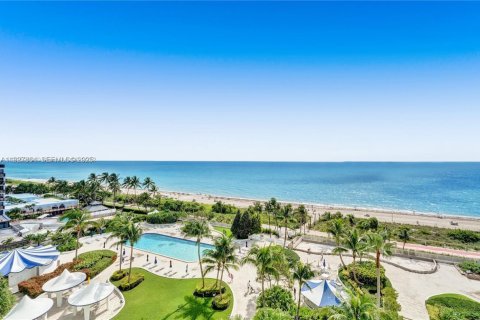 Condominio en venta en Miami Beach, Florida, 2 dormitorios, 125.42 m2 № 2034322 - foto 24