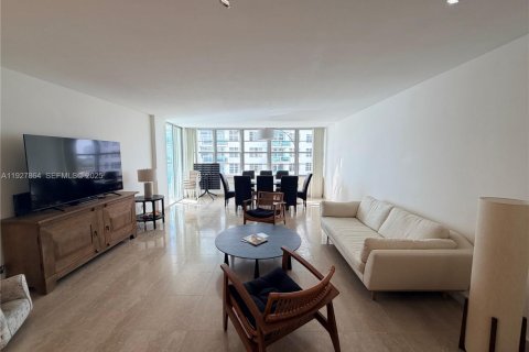 Condominio en venta en Miami Beach, Florida, 2 dormitorios, 125.42 m2 № 2034322 - foto 10