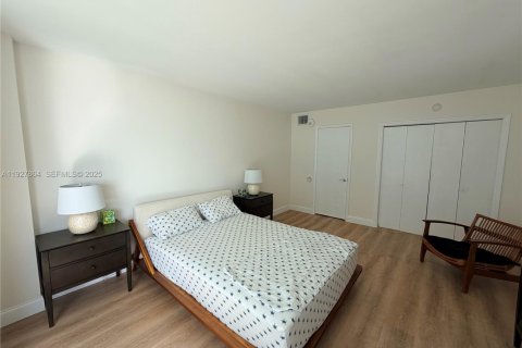Condominio en venta en Miami Beach, Florida, 2 dormitorios, 125.42 m2 № 2034322 - foto 13