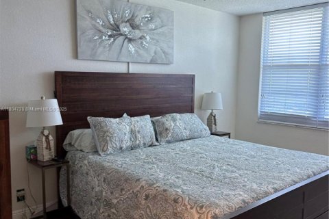 Copropriété à louer à Hollywood, Floride: 1 chambre, 77.57 m2 № 1962310 - photo 9