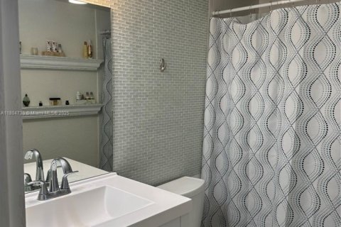 Copropriété à louer à Hollywood, Floride: 1 chambre, 77.57 m2 № 1962310 - photo 14